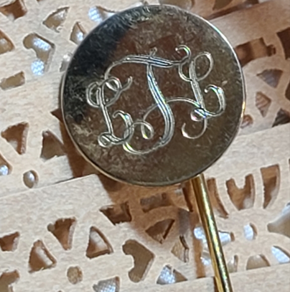 Gold Monogrammed Stick Pin Old Fashion HAT PIN - Picture 2 of 6
